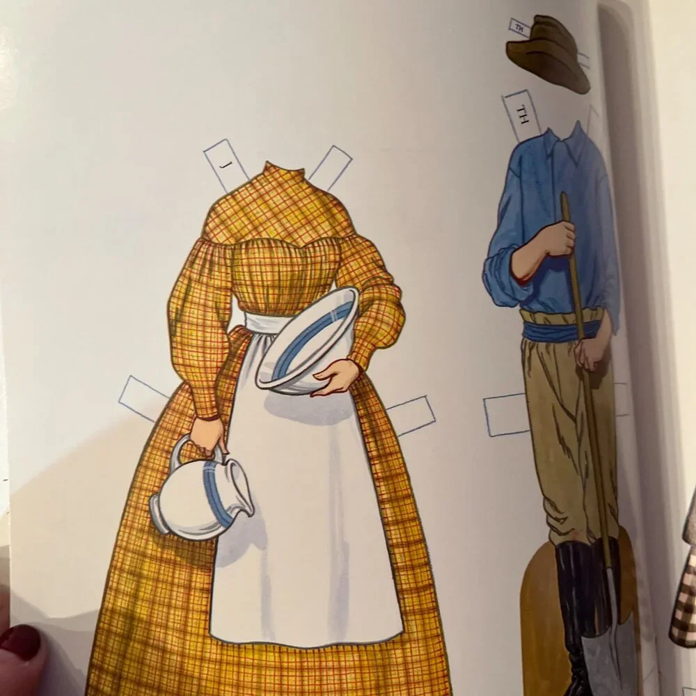 Civil‎ War Family Paper Dolls by Tom Tierney – Dover Publications – New